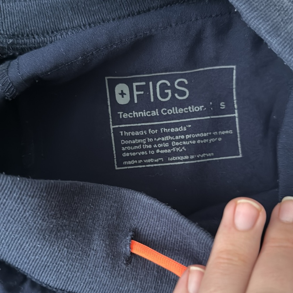 Figs Straight Leg Women’s Scrub Pant.